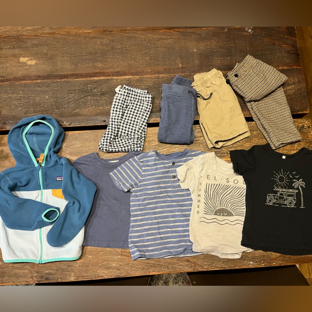 Bundle of boys 2-3T clothing